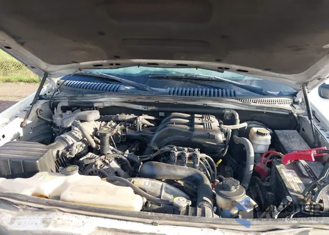 2010 Ford Explorer Xlt from USA, damaged, VIN 1FMEU6DEXAUB07016